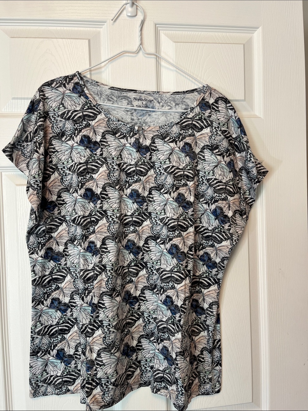 NorthStyle Women's Black, Blue & White Butterfly Print Short Sleeve Tee